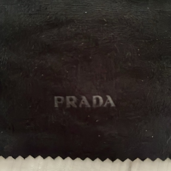 Prada sunglass case and dust cloth. CASE ONLY - Picture 3 of 4